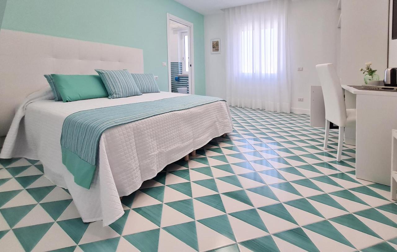 Domus Sole Bed & Breakfast Соренто Екстериор снимка