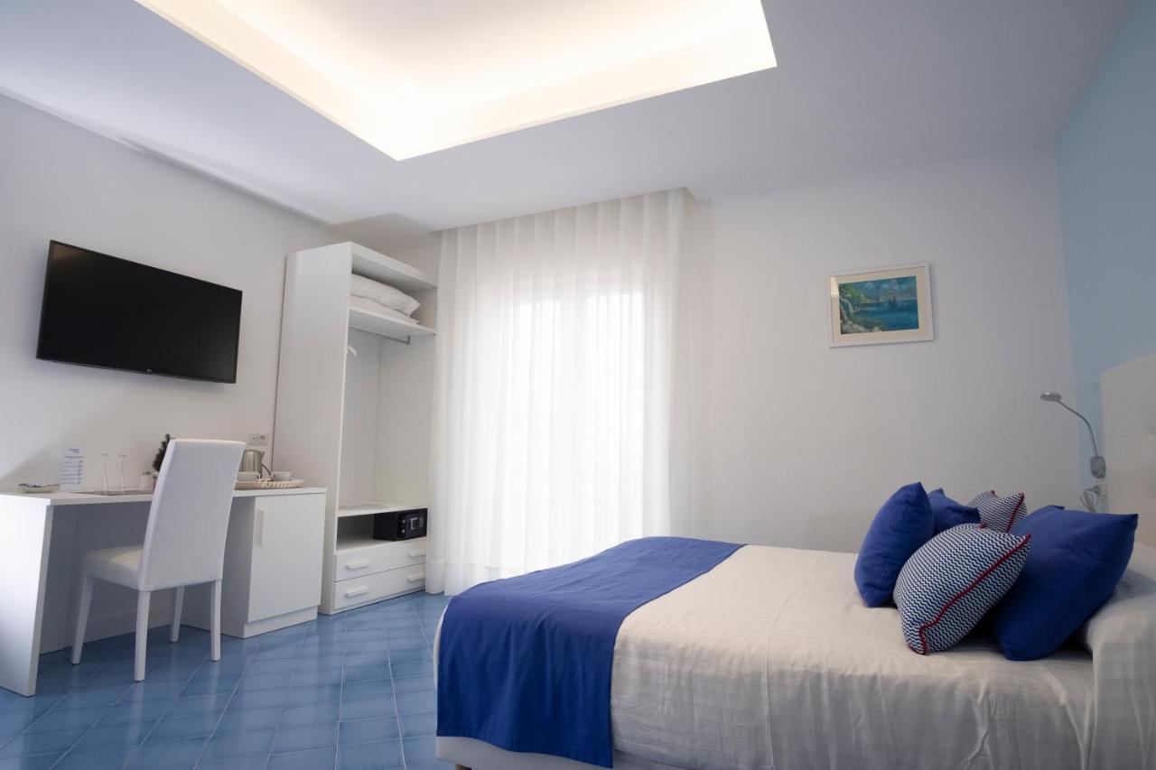 Domus Sole Bed & Breakfast Соренто Екстериор снимка