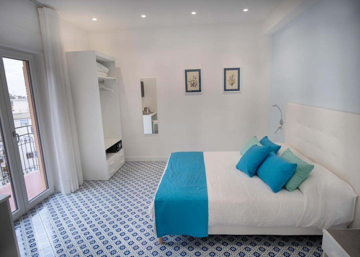 Domus Sole Bed & Breakfast Соренто Екстериор снимка