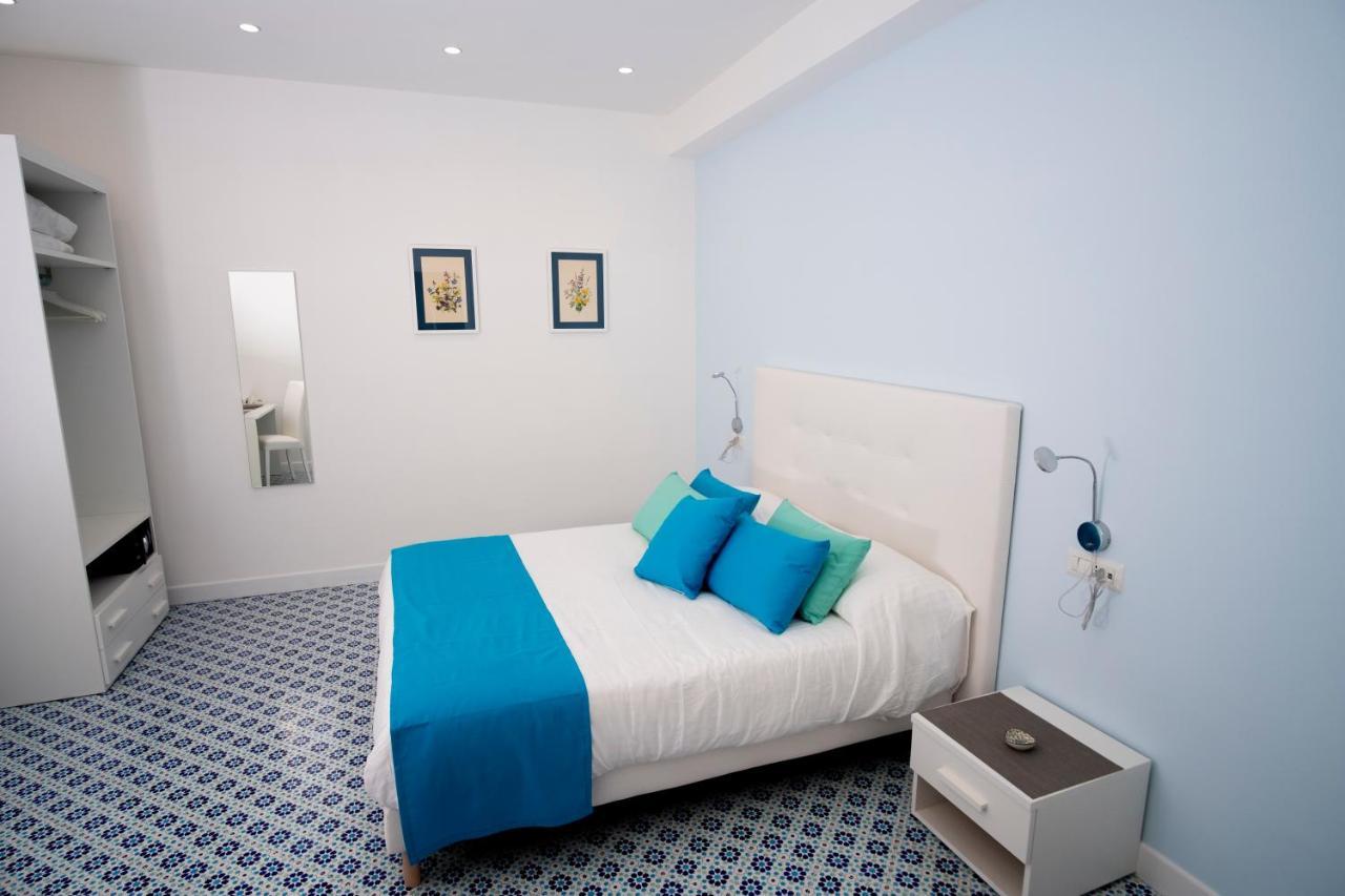 Domus Sole Bed & Breakfast Соренто Екстериор снимка