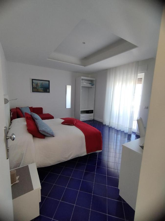 Domus Sole Bed & Breakfast Соренто Екстериор снимка