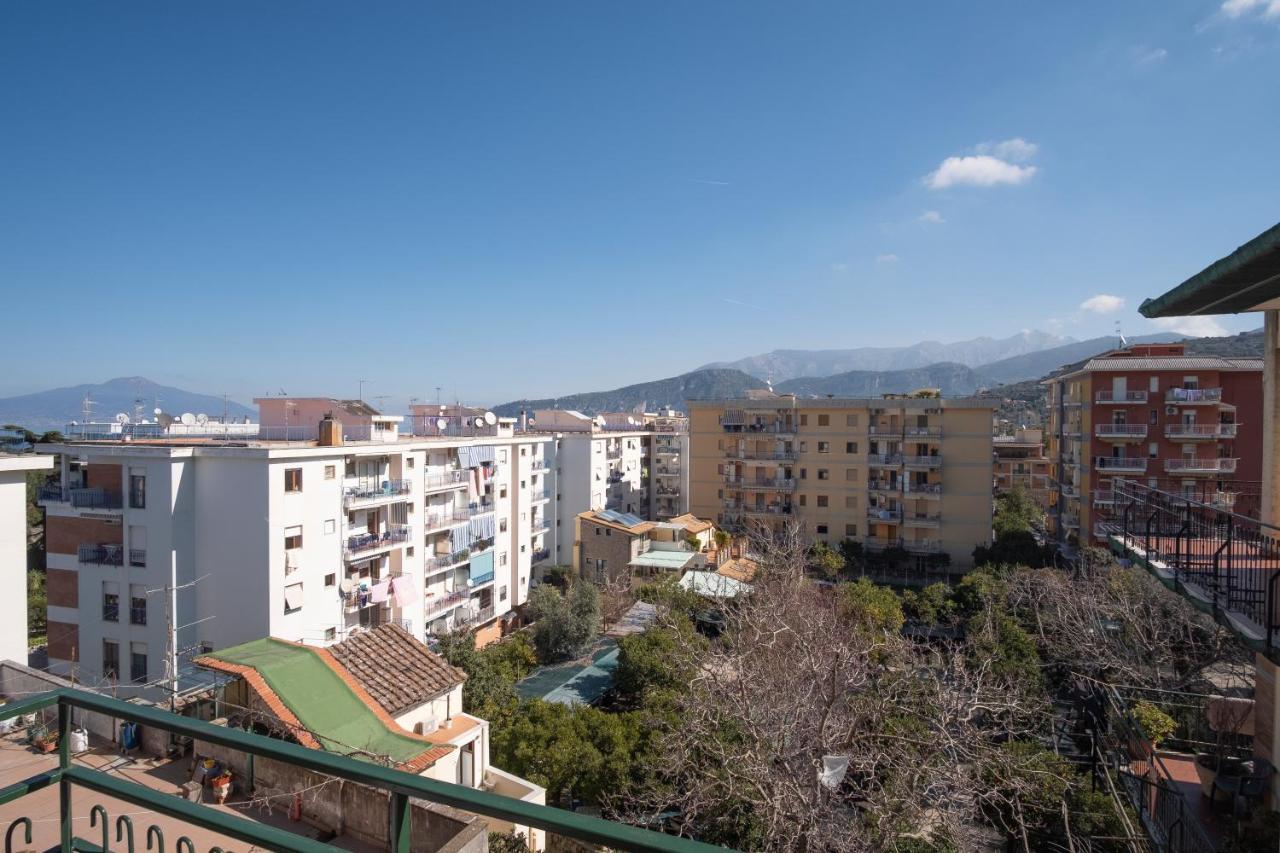 Domus Sole Bed & Breakfast Соренто Екстериор снимка